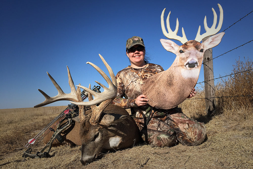 Embracing the Whitetail Lockdown: Heads Up Decoy