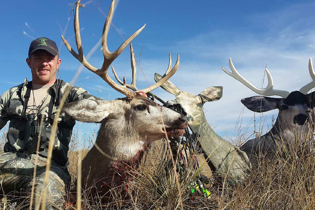 A Nebraska Mule Deer Hunt with Heads Up Decoy