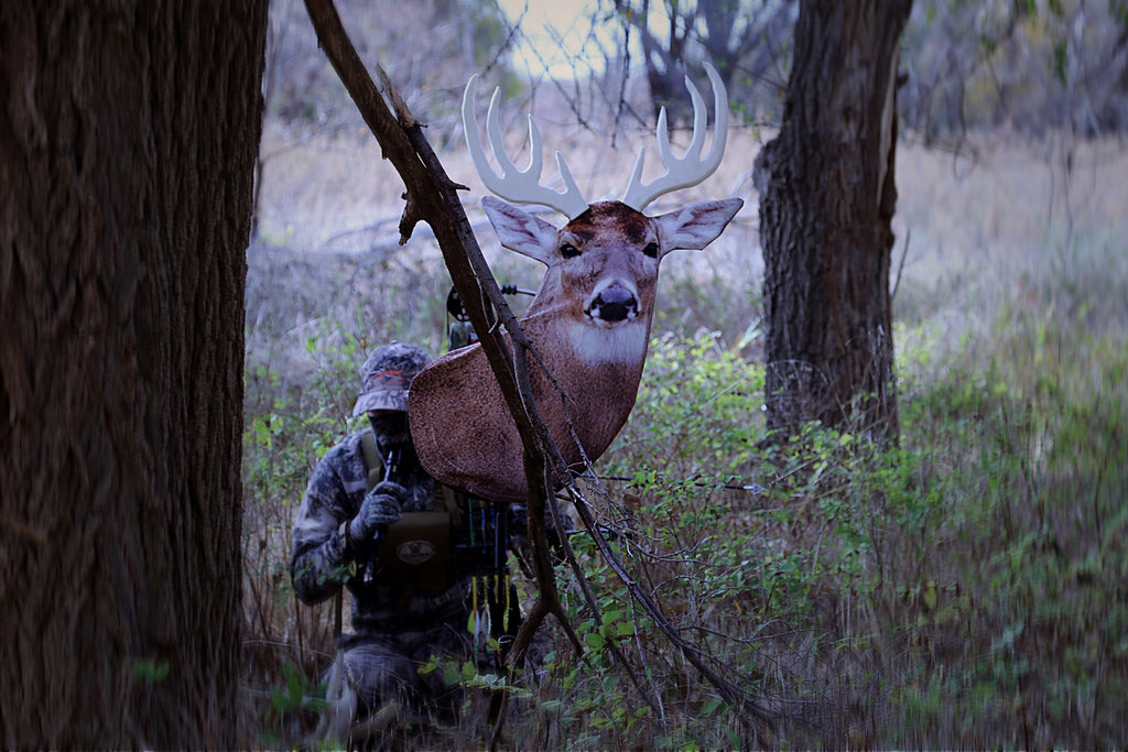 Free Tip Friday : Using A Whitetail Buck Decoy with Grunt Call